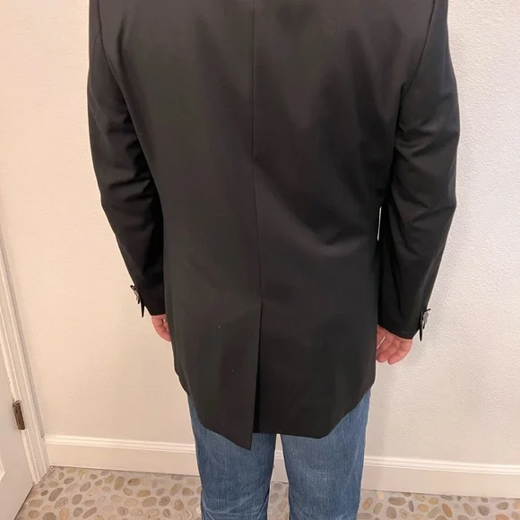 Michael Kors suit Jacket - Picture 4 of 9